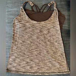 Lululemon Size 10 Tank Top With Bra Excellent Condition